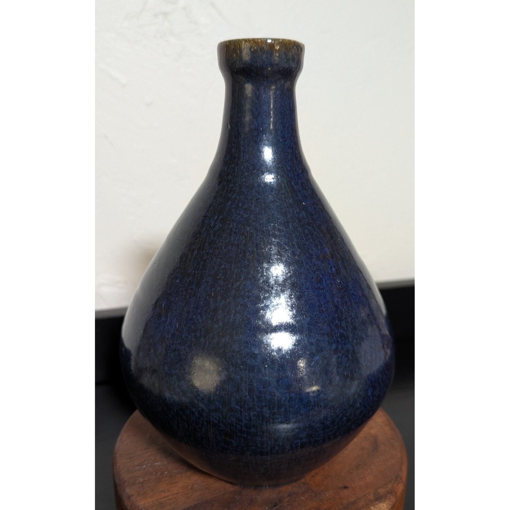 Studio Pottery Vase 8 3/4" Glossy Deep Blue Speckled Under Glaze Artist‎ Signed